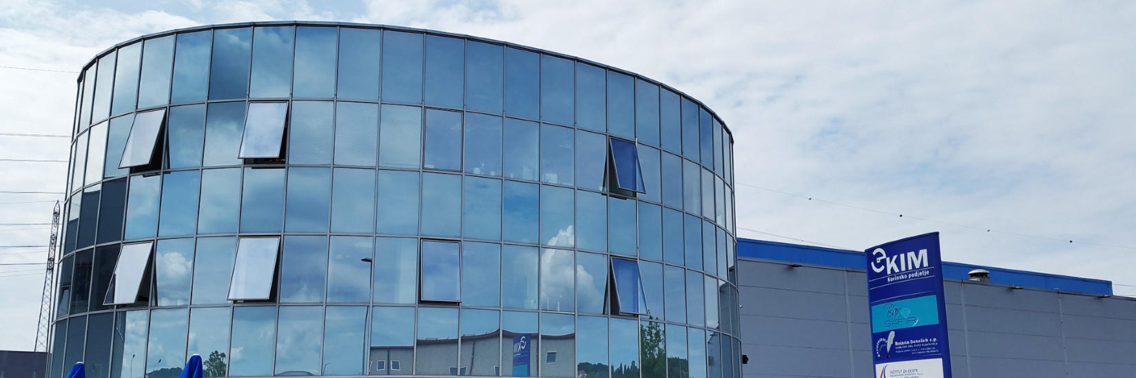 <h2>METALURGIC COMPANY KIM</h2>
<h3> DEVELOPMENT, PROJECTING, MANUFACTURE, INSTALLATION...</h3>