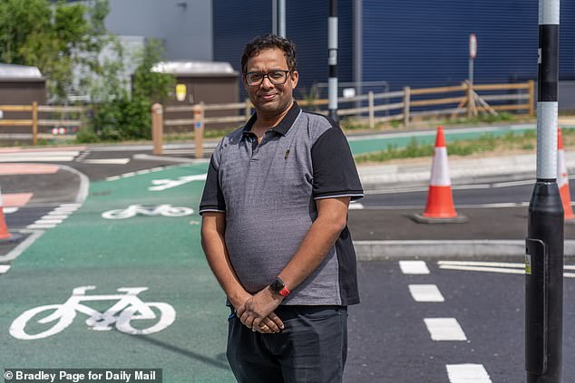 Software engineer Sunil Deva, 36, who works at a nearby business, said: 'I think it's going to be confusing.'