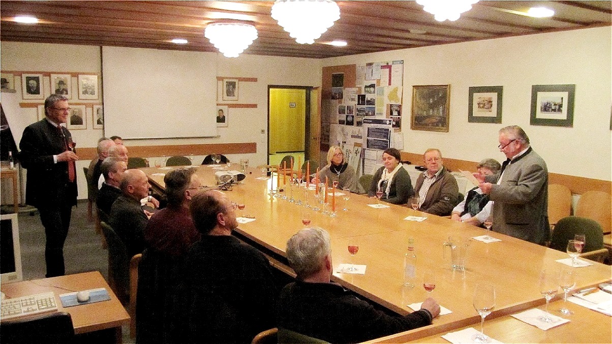 Verkostung der "Jungfernlese" im Gemeindeamt - 16 Dezember 2011