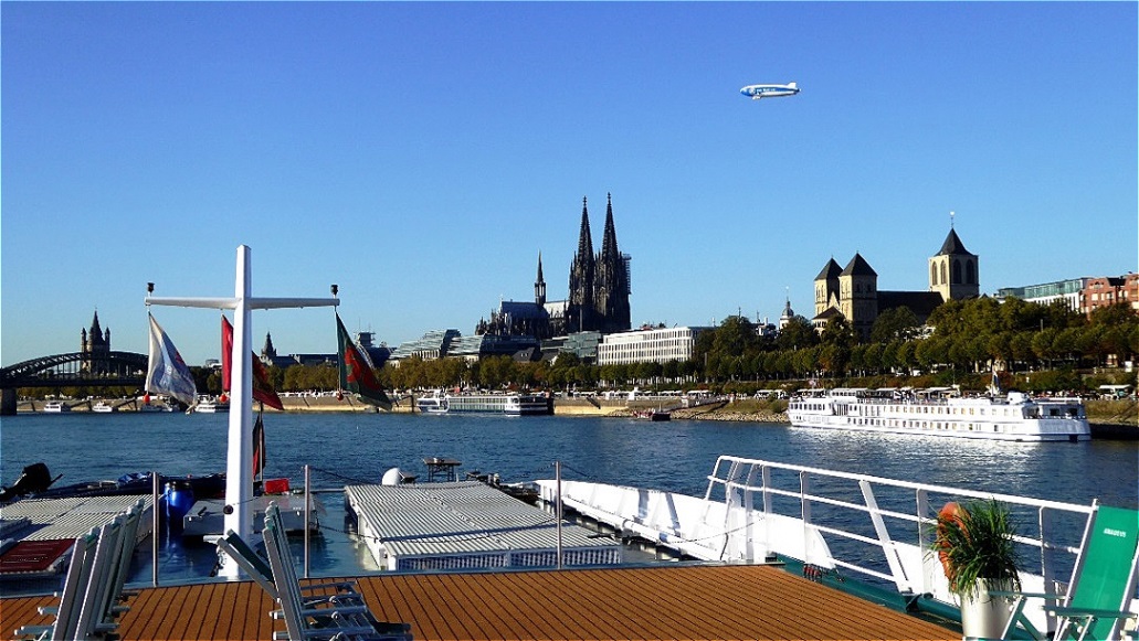 Wir verlassen Köln in Richtung Düsseldorf