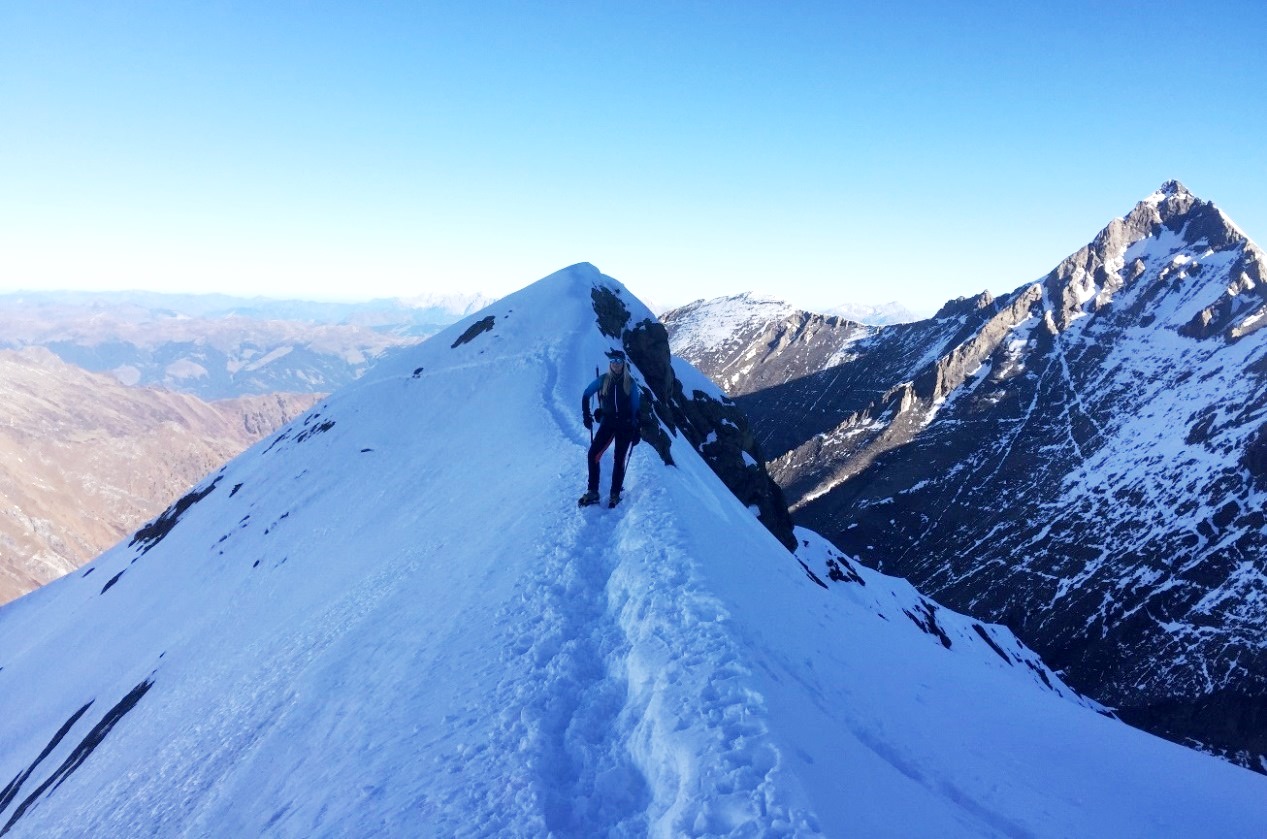 Auf der Gratschneide