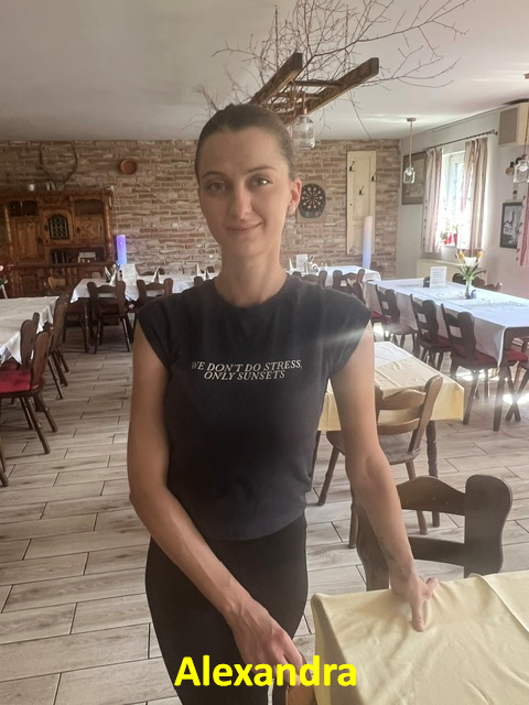 https://0501.nccdn.net/4_2/000/000/050/773/alexandra.jpeg