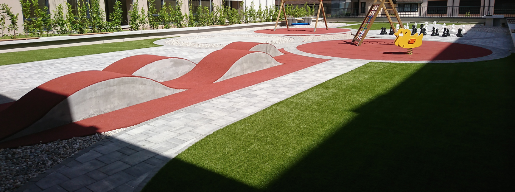 <h3>Umetne trave </h3>
<h4>za vrtove, atrije, športna igrišča, javne površine, golf, vrtce in šole</h4>
<a class="slider-button" href="kontakt.html">POŠLJI POVPRAŠEVANJE</a>