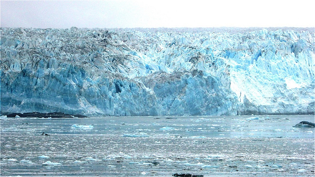 Gletscherschliff verunreinigt das Eis