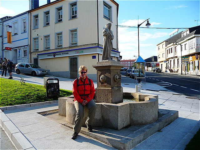 Palas de Rei (Galicien) - Start am Pilgerbrunnen