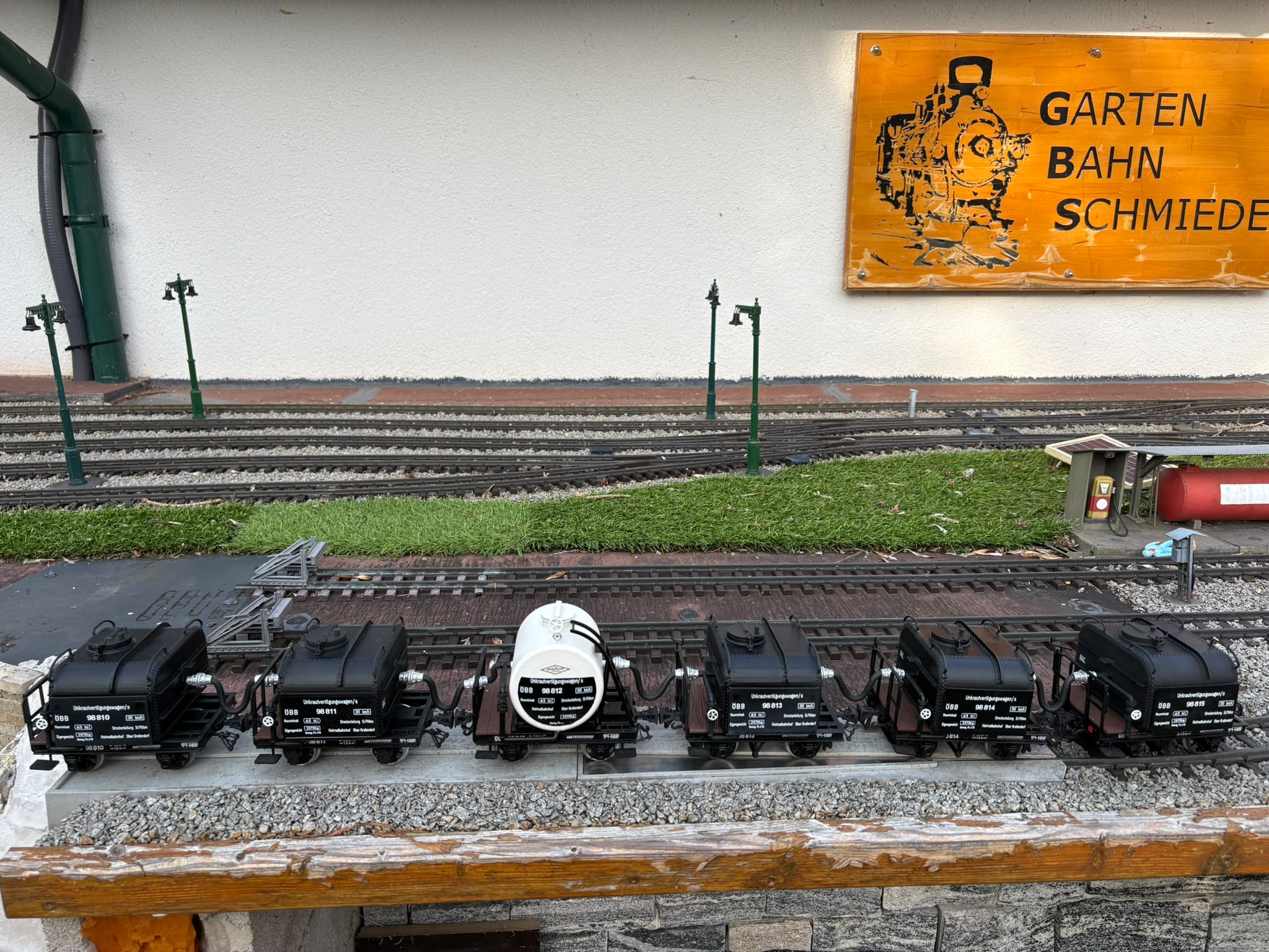 98801-815
98810-98815_Unkrautzug