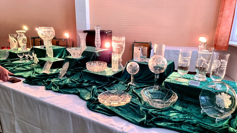 "Gustostückerl" der Schneegatterer Glasmacher