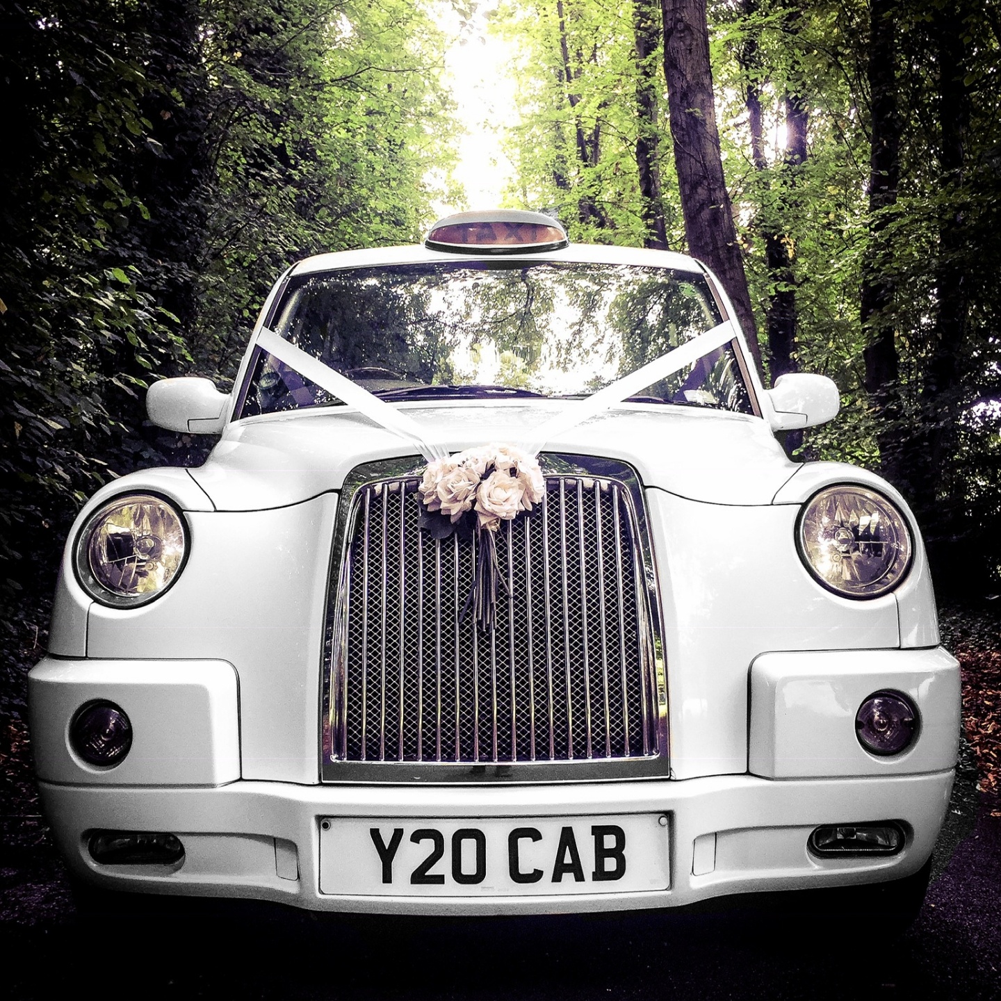 Hale barns, cheshire wedding taxi