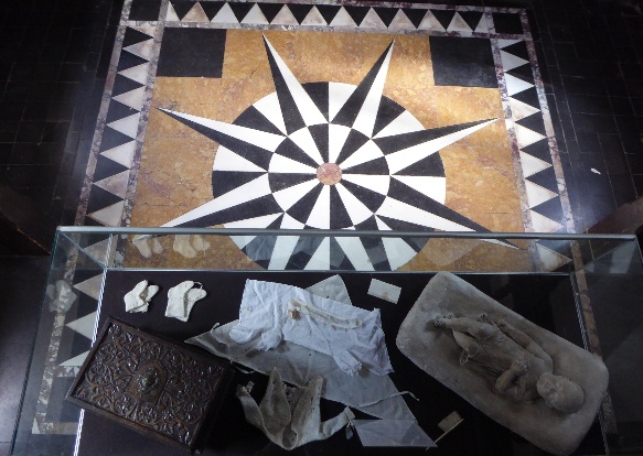 Statue of  Francis Leyborne Popham