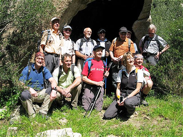 Herrenrunde mit "Führerin"
