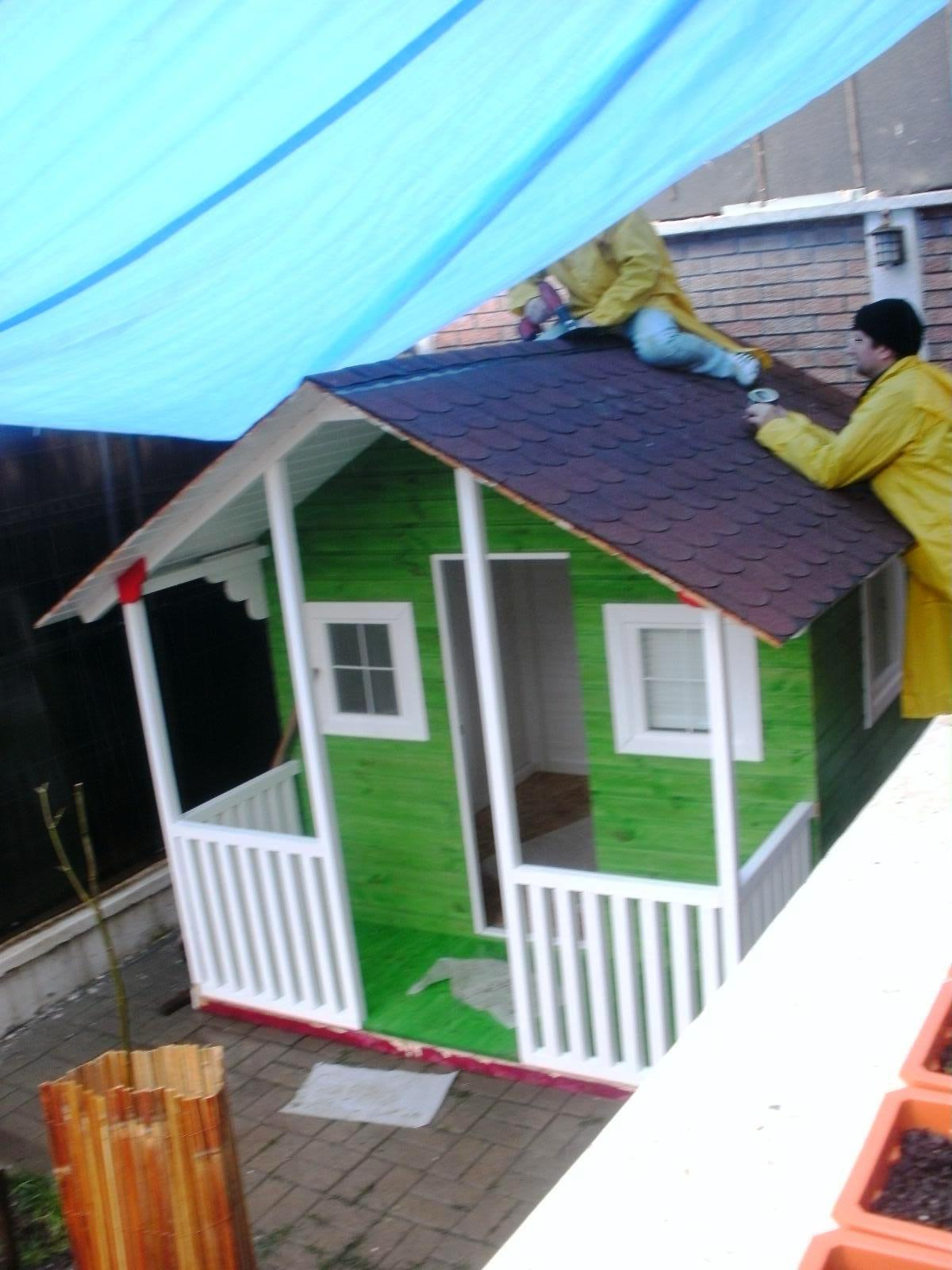 Căsuța în timpul montării la client