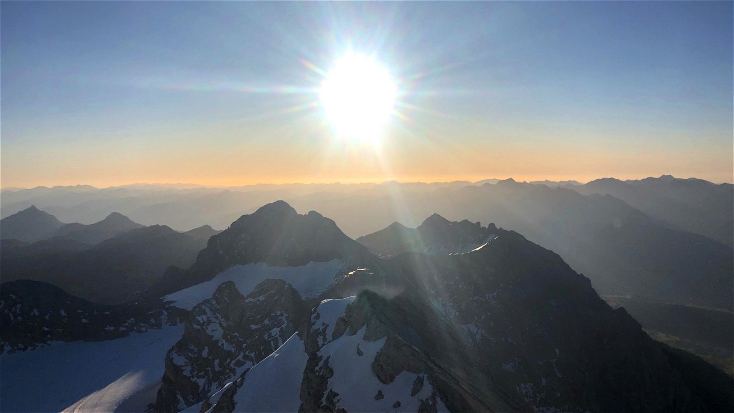 Früher Morgen über dem Dachsteinmassiv