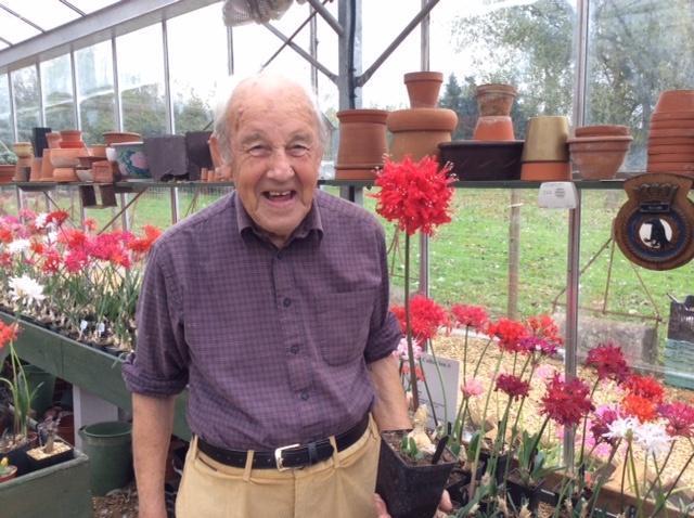 Ken with the Nerine named after him, it’s called “Joe”
His first name is Joseph!!
