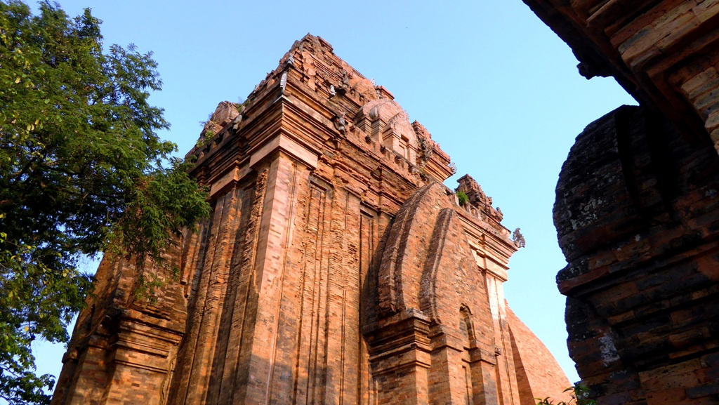 Der imposanteste Turm ist der im Jahr 817 erbaute Nordturm.