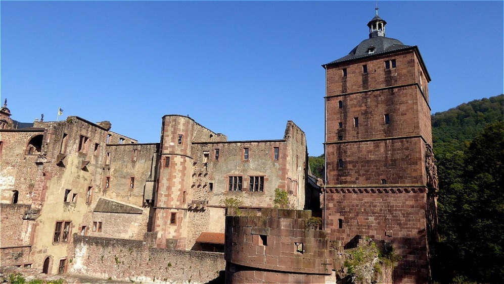 Teil der Westfassade