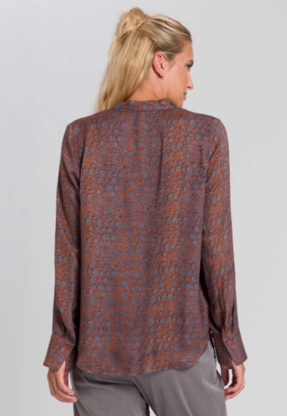 https://0501.nccdn.net/4_2/000/000/056/7dc/casazza-damenmode_marc-aurel_bluse-mit-tupfendruck_1.jpg