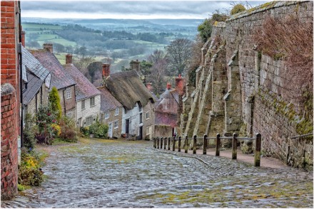 Gold Hill (Gaynor Ormerod)