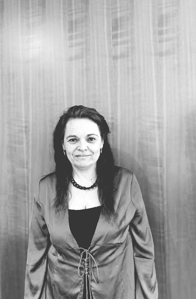Sandra da Costa Ferreira