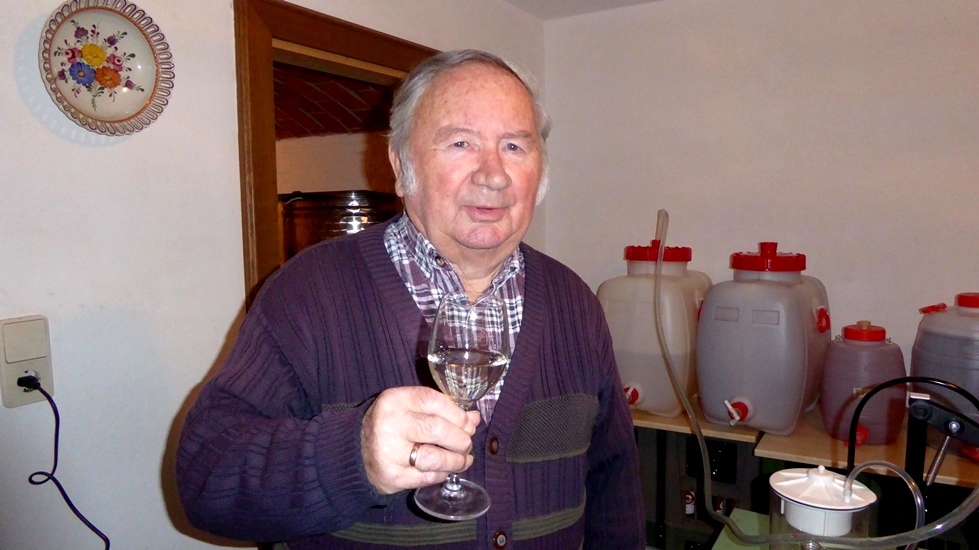 2015_03_05  Weinabfüllung