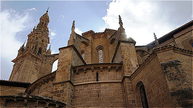 Die dreischiffigeKathedrale aus dem 15. Jahrhundert