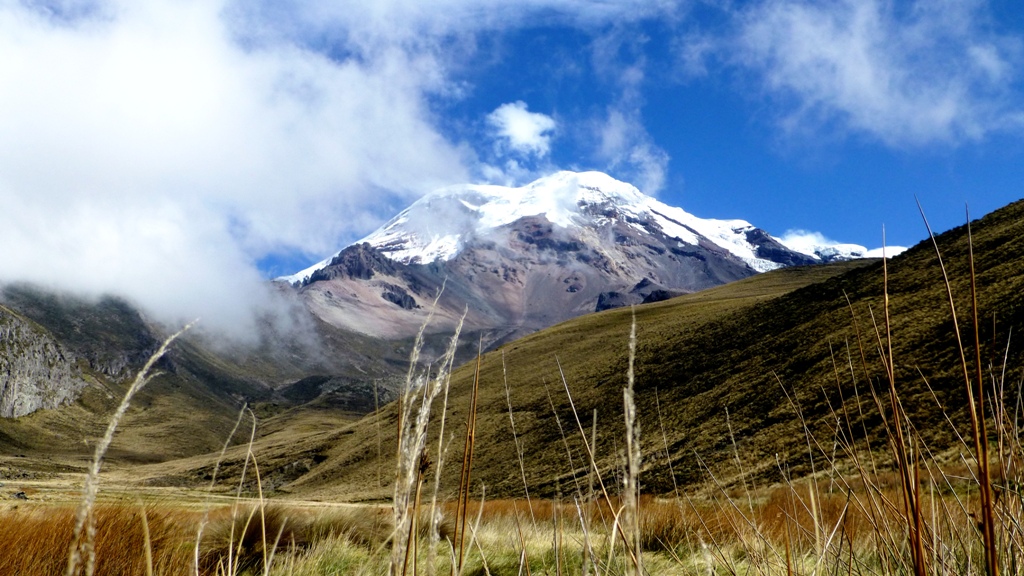 Am Nachmittag zeigt sich der Chimborazo in all seiner Schönheit