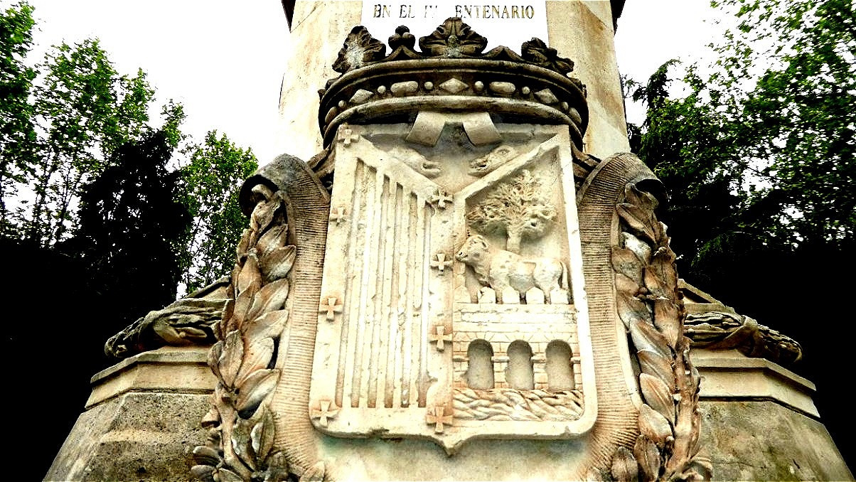 Das Stadtwappen Salamancas mit der berühmten "Puente Romano" - der Brücke aus der Zeit der Römer über den Rio Tormes.