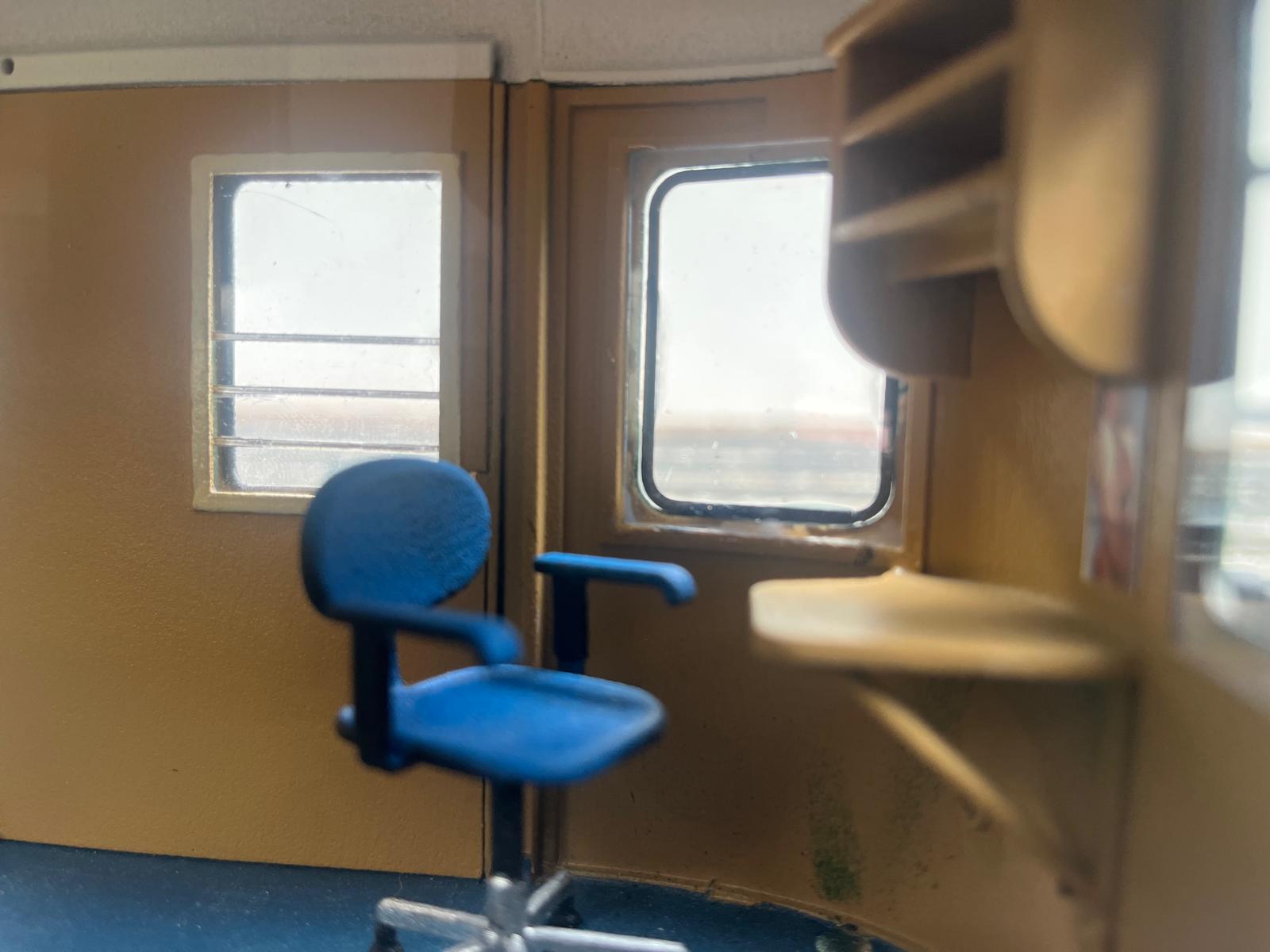 BD4 353 - Krimmlerwagen - Dienstabteil