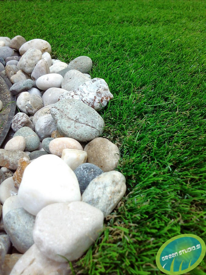 Zamenjava naravne z umetno travo