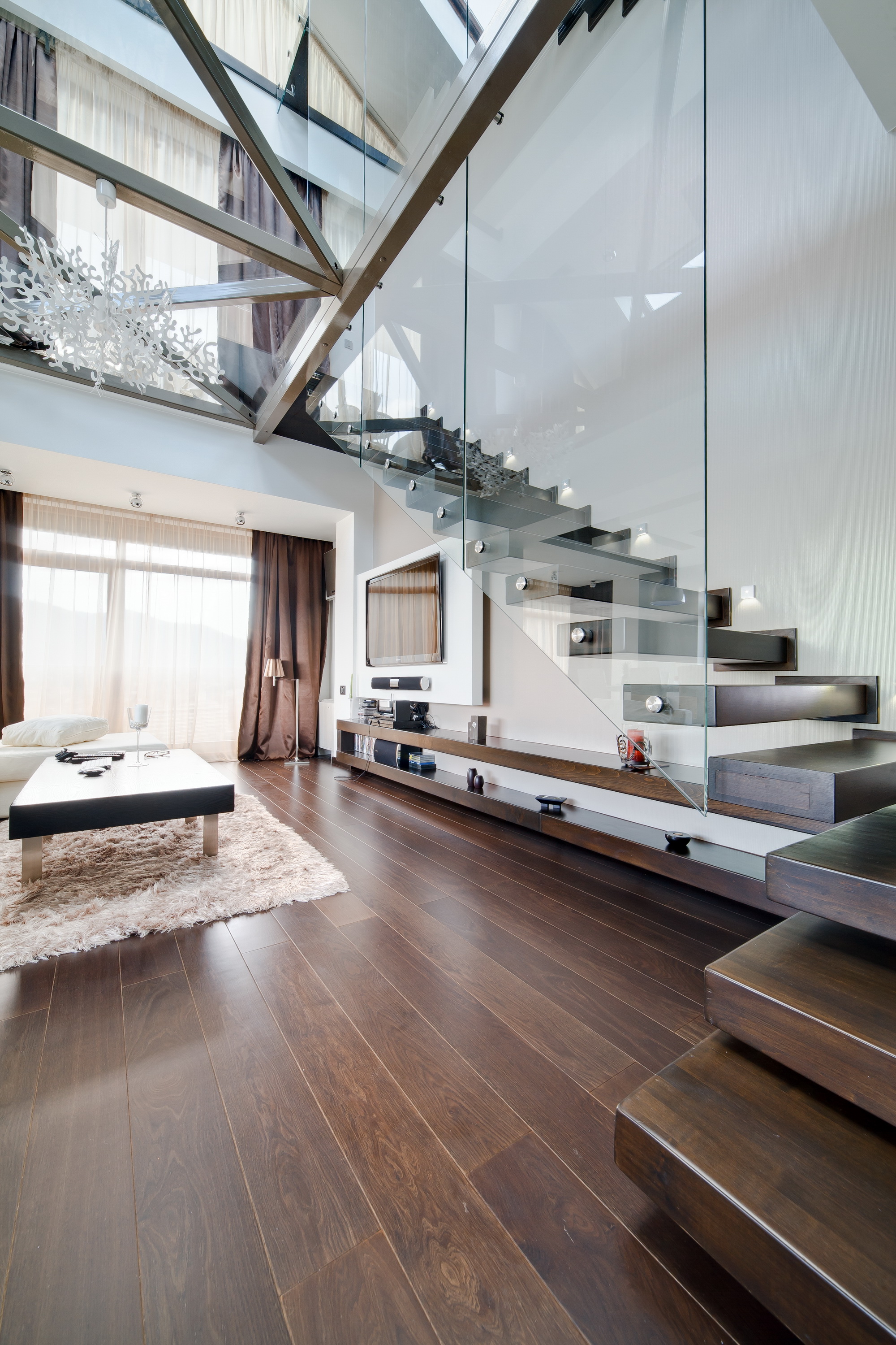https://0501.nccdn.net/4_2/000/000/058/ad8/cosmindragomir_cetatuiabv_loft_xl_002.jpg