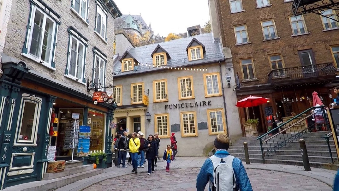 Jetzt geht es zur Standseilbahn