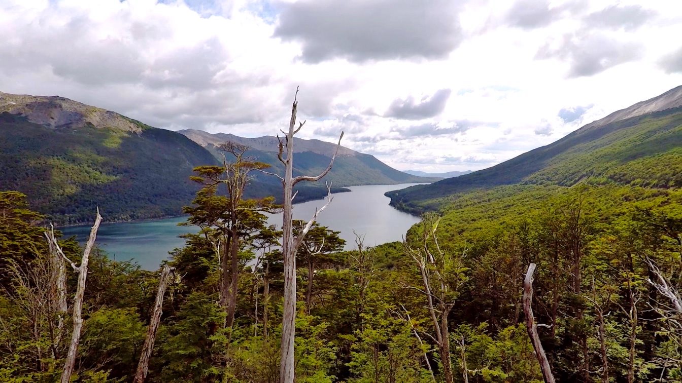 Blick über den Lago Escondido