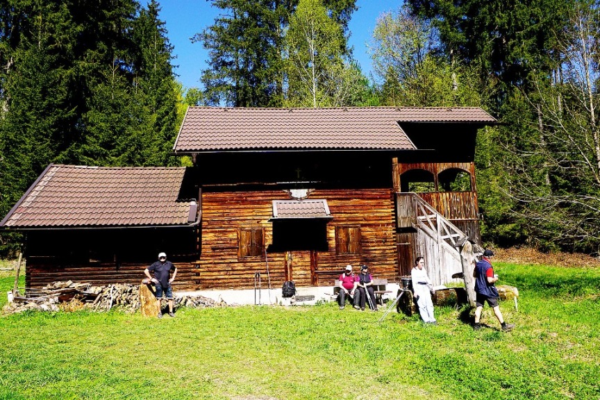 Rast bei der Mehrentalhütte