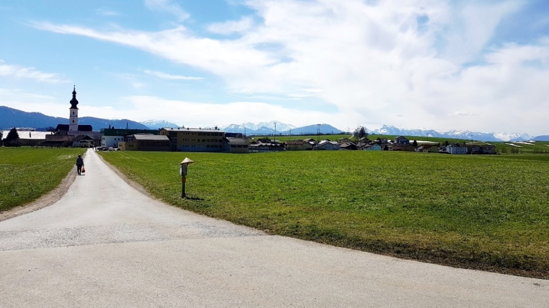 vorbei an Köstendorf