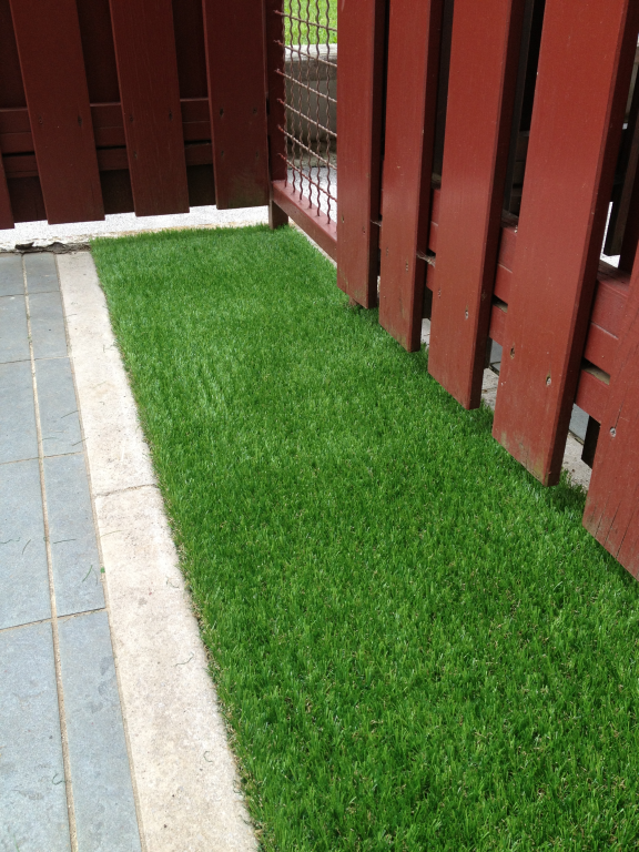 Dekoracija umetna trava