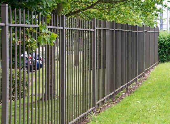 https://0501.nccdn.net/4_2/000/000/05c/240/steel-palisade-fence-brown-1-pwl.jpg
