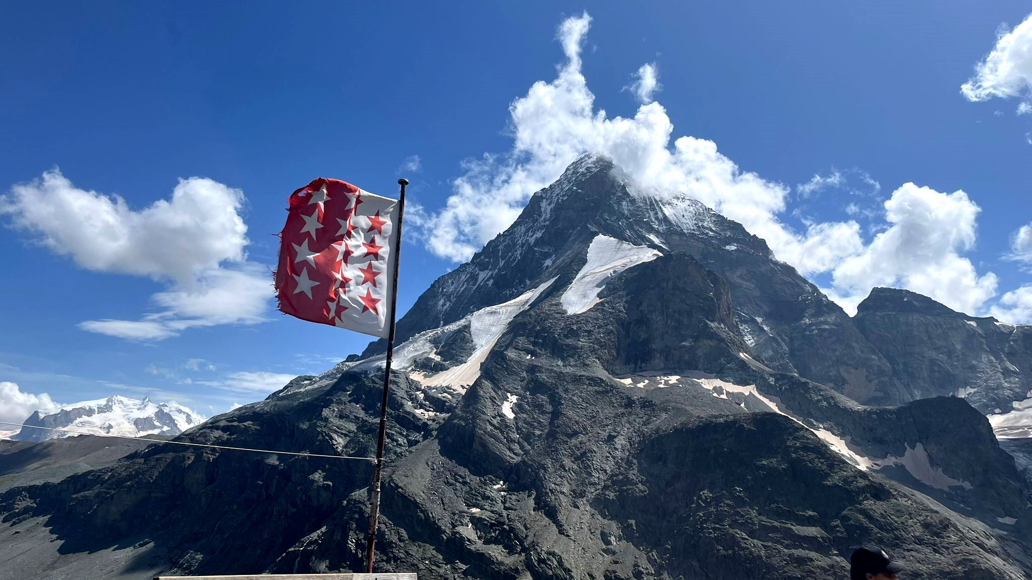 Die Fahne des Kanton Wallis.