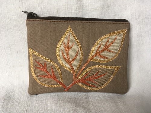 pochette-bijoux-precieuse