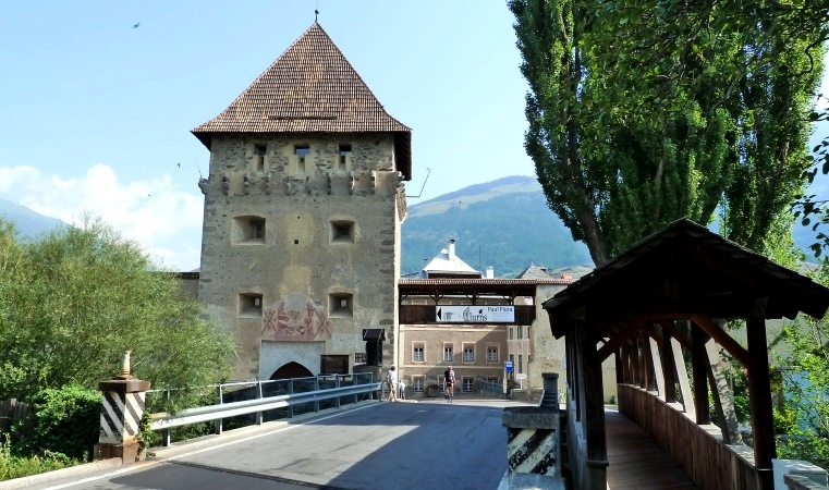 Das Tauferer Tor - Außenansicht