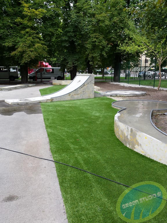 Mini golf umetna trava