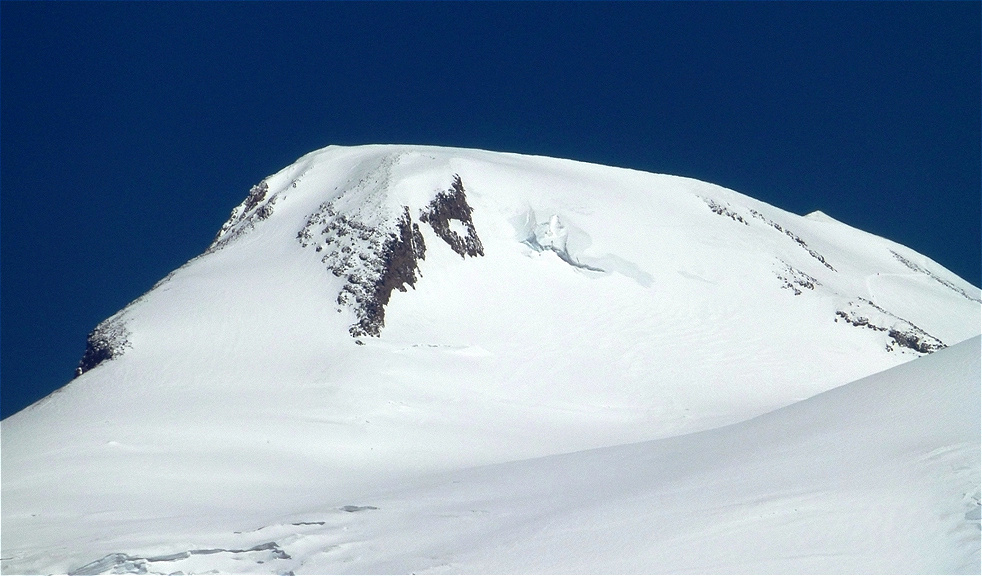 Gipfelsturm am 31. Juli 2014. Mein Ziel der Westgipfel (5.642 m)