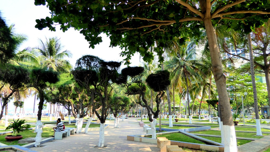 Die schöne Strandpromenade