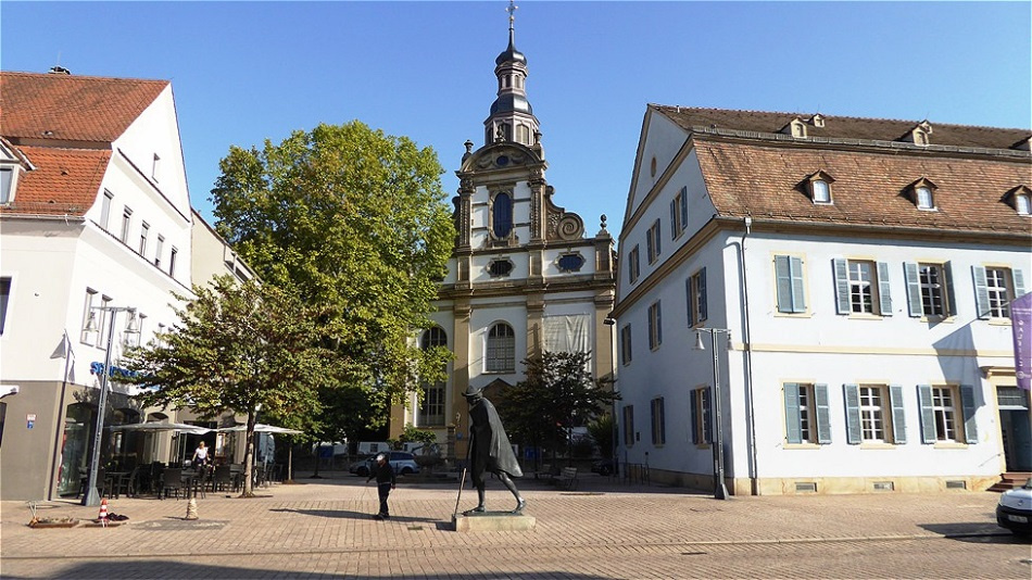 Die evangelische Dreifaltigkeitskirche
