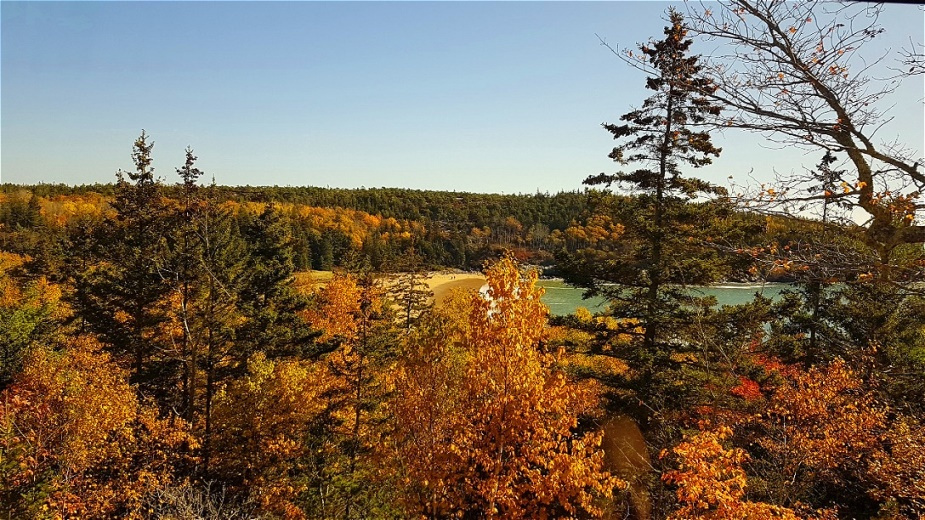 Fahrt entlang der Küste