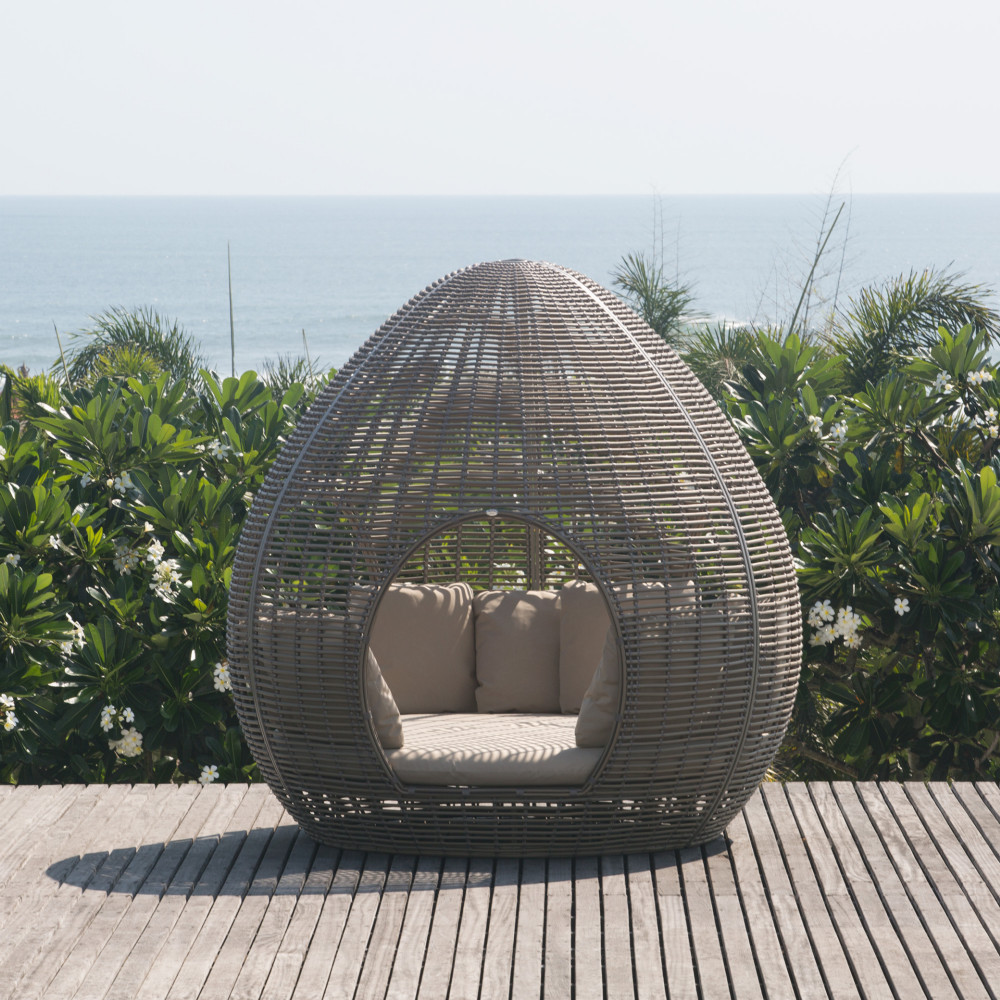 Skyline Bellen pokrito vrtno ležišče