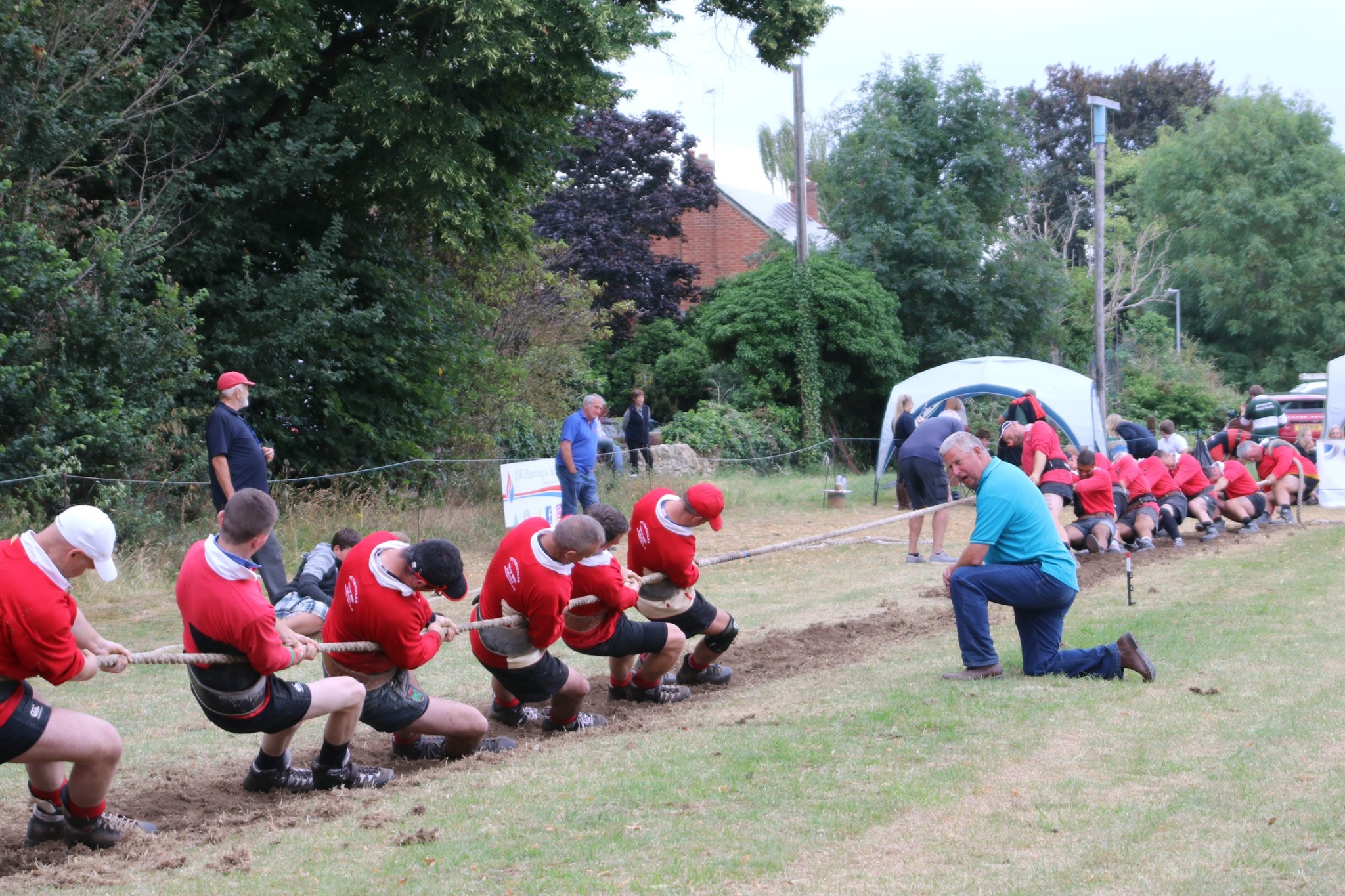 Felton Eccles vs Oxney Vines Cross