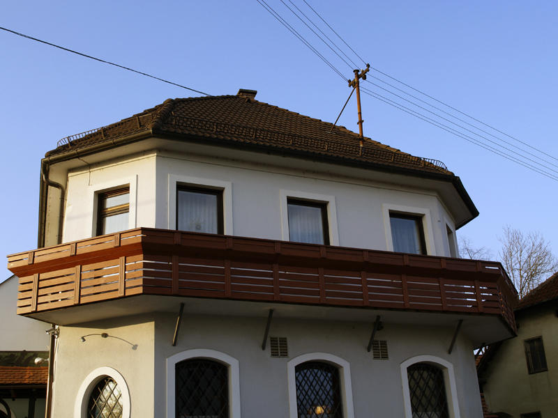 https://0501.nccdn.net/4_2/000/000/06b/a1b/7259_1272633722_3_7259.jpg