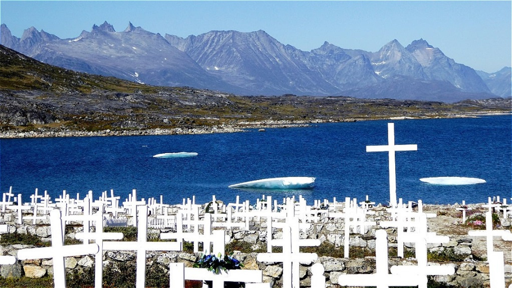 Idyllische letzte Ruhestätte am Eisfjord !