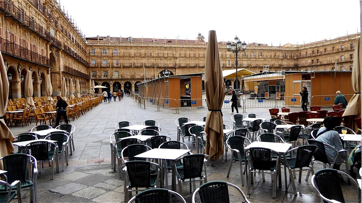 Früher Morgen auf der Plaza Mayor