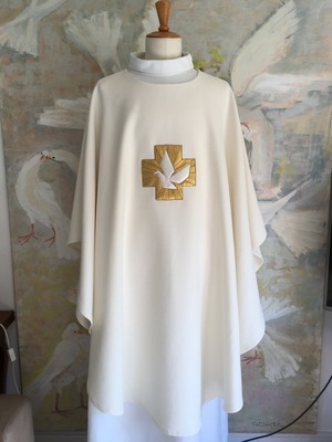 https://0501.nccdn.net/4_2/000/000/06b/a1b/chasuble-blanche.jpg