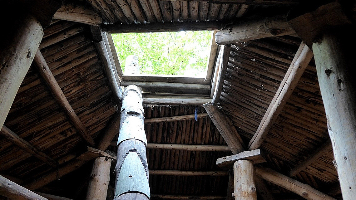 Dacheingang für die Männer